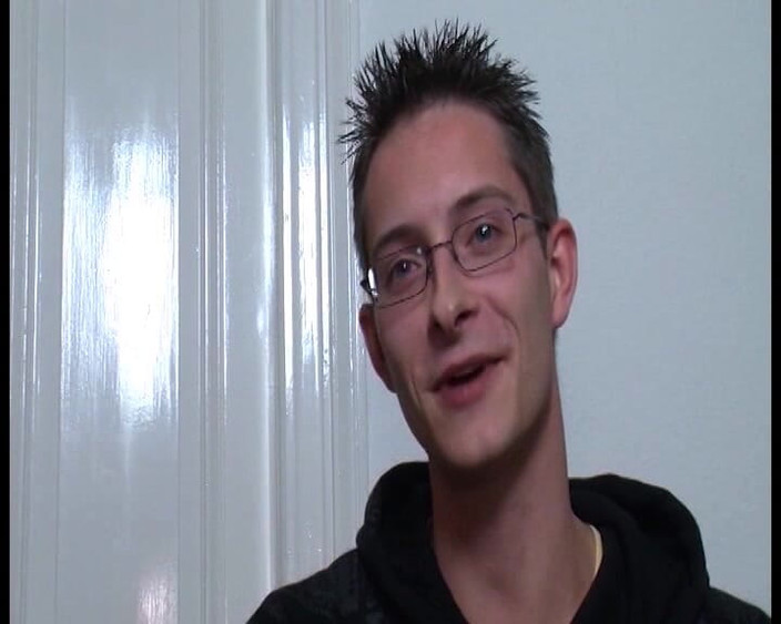 Deutschland Porno X: Troquei minha esposa por uma buceta mais jovem e apertada