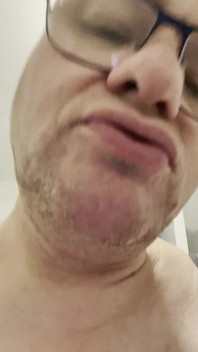 Tongue Gay