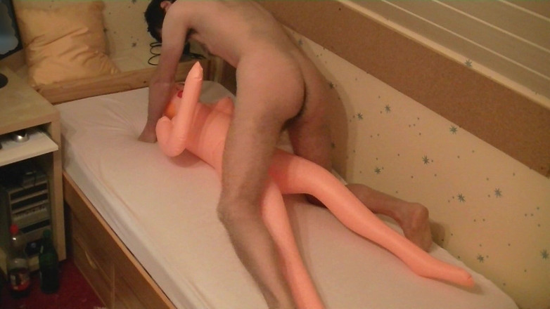 Mark Hannes: Sexpuppe Kondom Fuck Masturbation