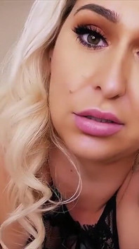 Nina kayy pOV-blowjob