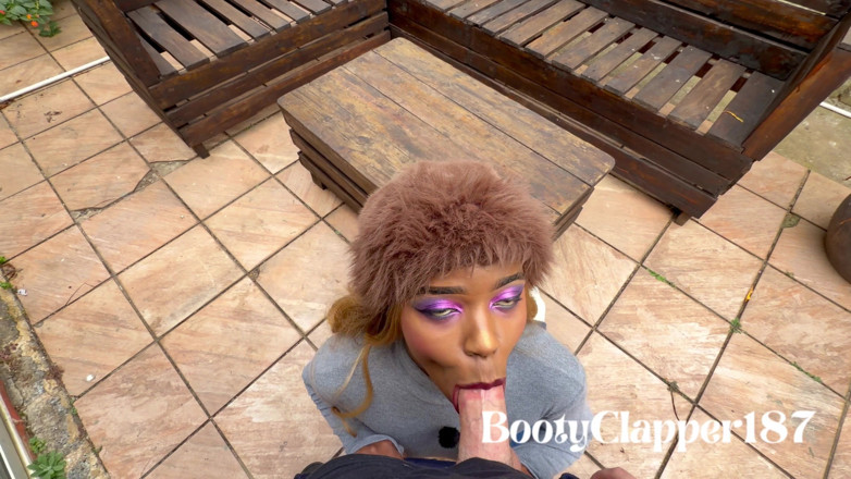 BootyClapper187: Branca Vizinha Me Gozou E Depois Gozou Na Minha Buceta...