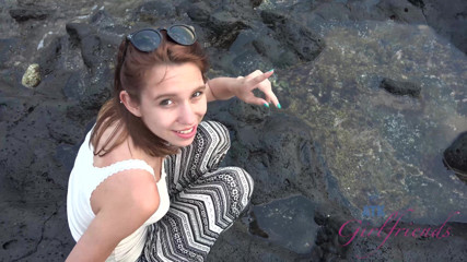 ATK Fans (Girlfriends): Liburan virtual di hawaii bareng cece capella 1/8