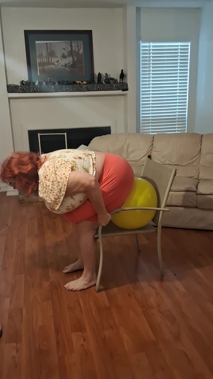 BBW nurse Vicki adventures with friends: Blooper Big Beauty Nurse Vicki Try's to Pop Balloon with...