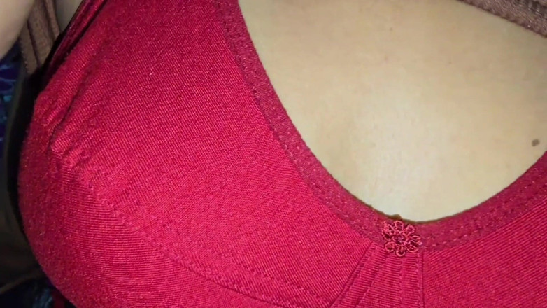 SafeRosebush8: Desi indická studentka má sex se mnou, indické šukací video, indické...