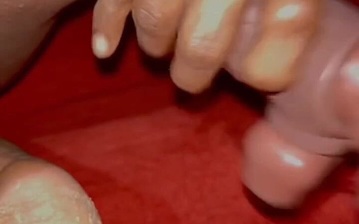 Liniqueen12: Jucării sexuale cu vibrații jucării sexuale fată tânără tamilă face...