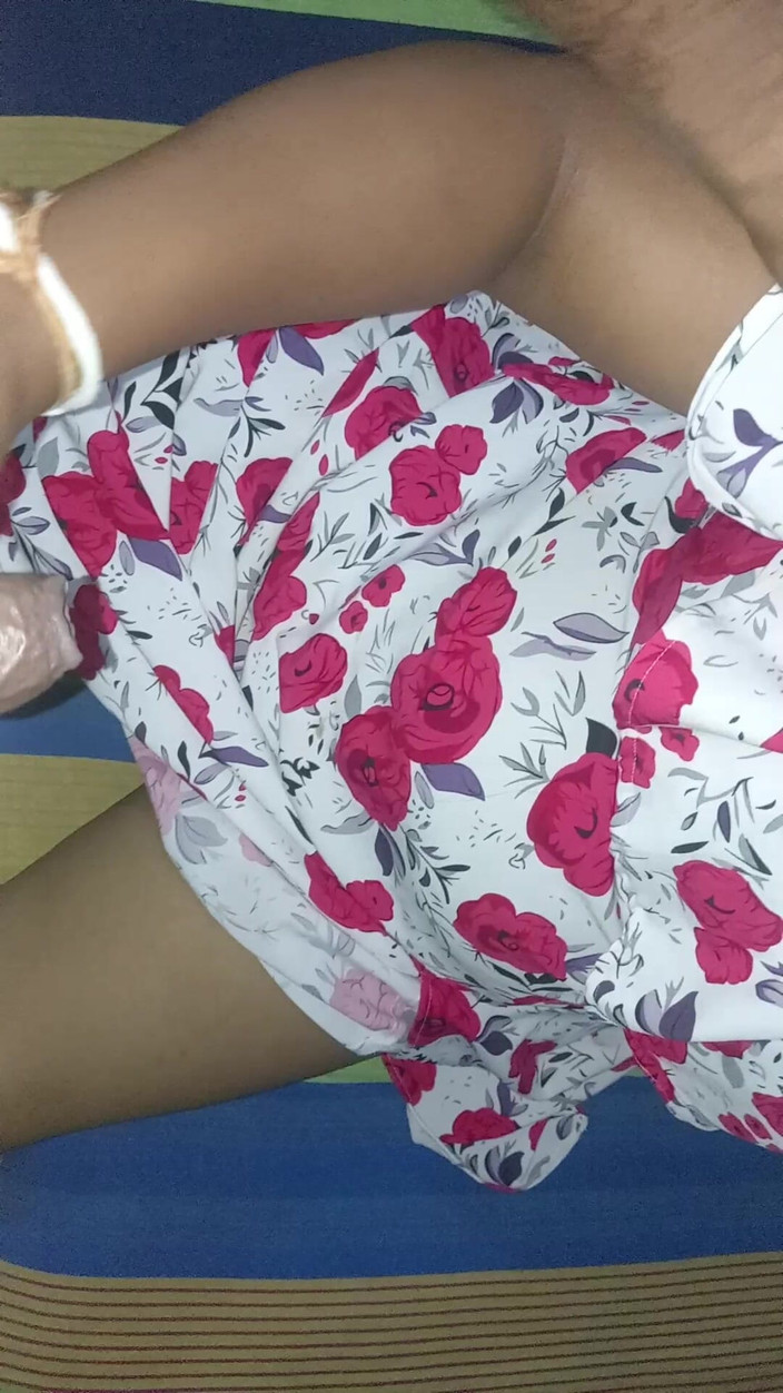 NisansalaS: Mami y papi asiáticos son escuchados de ti con voz
