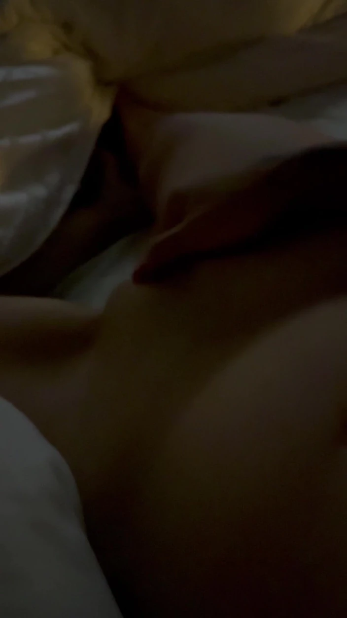 DouceLuxure: Insomnia