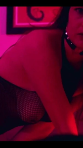 Kinky Lyrical: Oh How I Love Fishnets