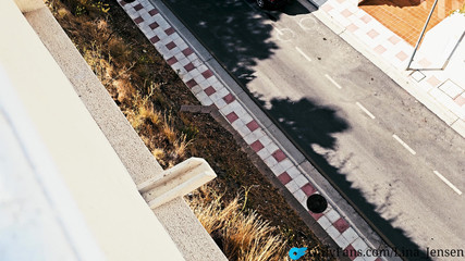 Playwithus: Jen Jsem Se Chčil, Když Se Soused Rozhodl, Že Se Potřebuju...