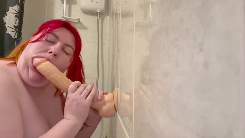Quinnicide: Bbw rommelig plezier met een dildo