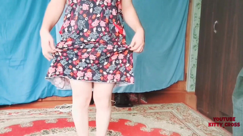 Kitty_Cross: Blonde MILF in Flowerfull Dress Hot Booty Crossdresser Kitty Model...