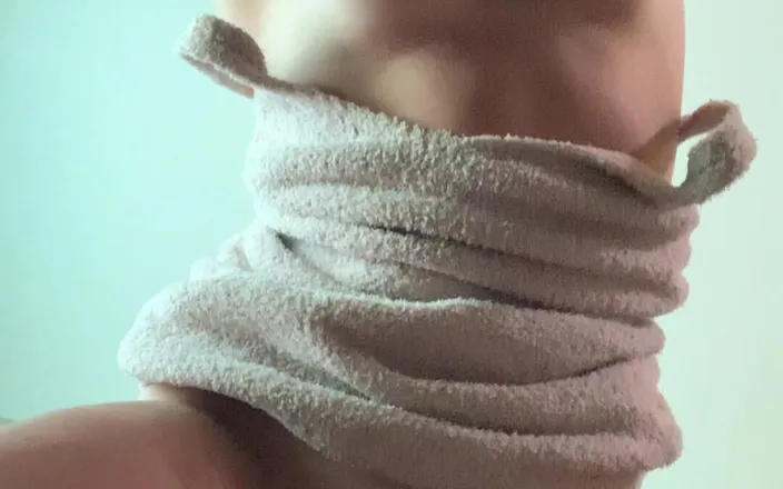 Amberndaddy: Wannabe BBC Dildo Fuck