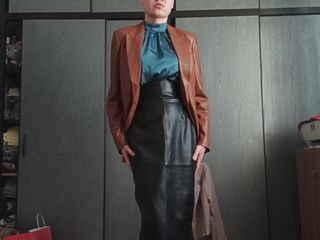 Governess Victorian fashion glamour: Me walking in leather skirt