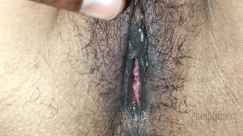 Nitu_Kumari143: Moglie Ki Bahan Ko Nahate Samaye Dekha Boli Land Khada...