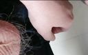 Karl Kocks: Close-up provocando pau e gozada