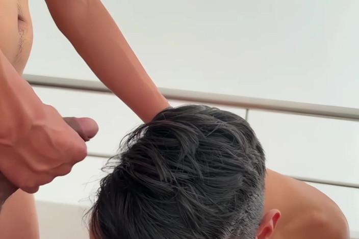 deepthroatec: Dva penisy v puse a chci víc