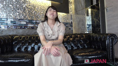 Japan Lust Gold: Små bröst Japansk tonårsfitta spermafylld under intervjun