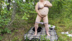 Zona901: Mother-in-law Undressed in a Park and Masturbates Her Big Pussy