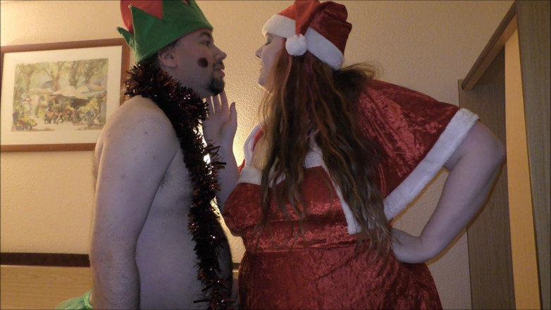 Mxtress Valleycat: Under Santa's Boots