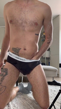 Harry_jen | Gay Fetish Guy spuszcza się w bieliźnie
