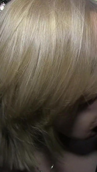熟女换妻荡妇妻子kitty继续她的第一个缠身任务