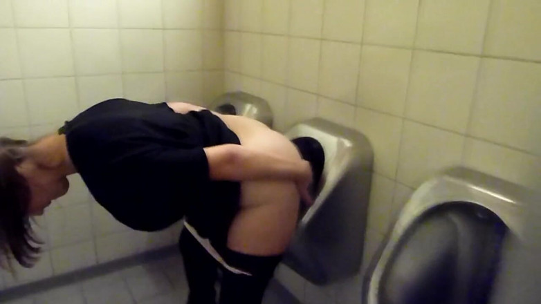 Viktoria Goo: Viktoria Goo - the Truckstop Piss Drinking Queen