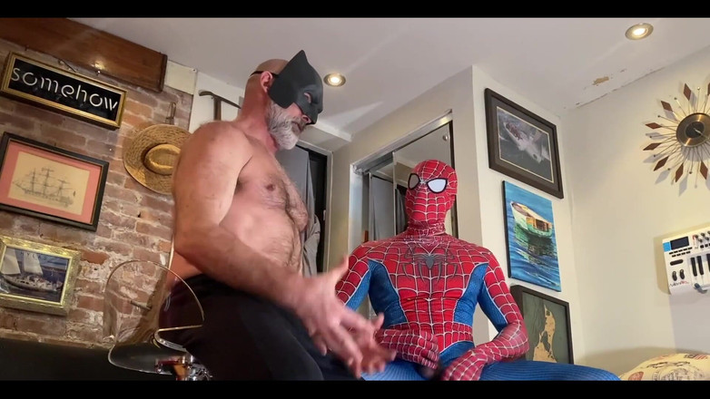 Tantric Fitness: Batman a Spider-man (část 2)