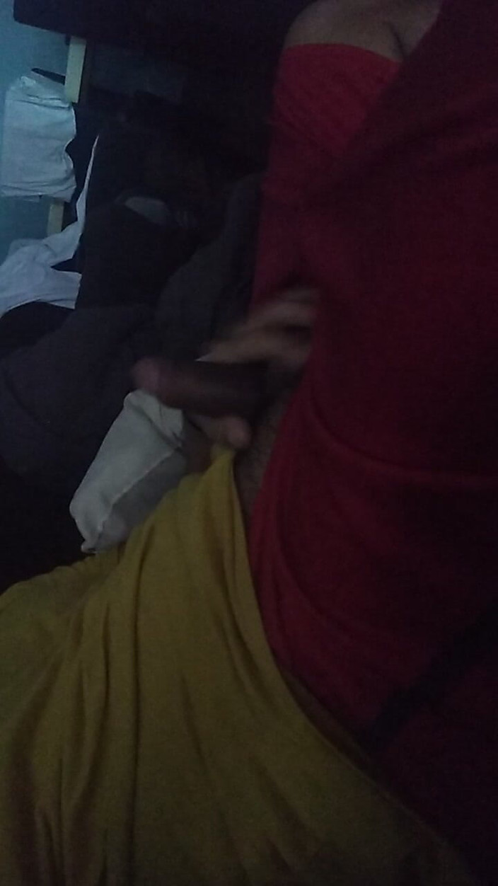 AlexAlejandro13: Ich fühle mich sehr wohl auf dem Sofa