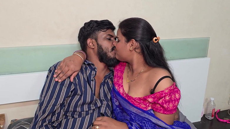 Kamasutra61: Desi Tharki fru frågar hennes fästman knulla hårt desi indisk...
