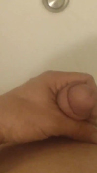 Massiv Tall Giant Pee Streaming