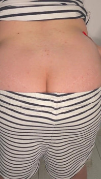 im schlafanzug, buttcrack