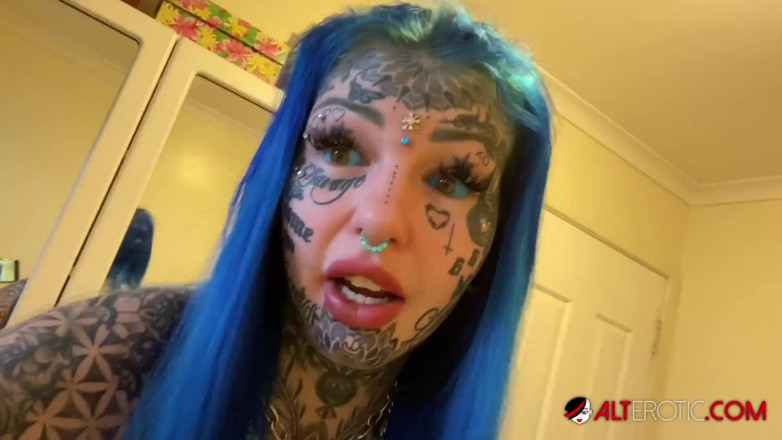 Alt Erotic: Amber Luke'un karantinada tek başına mastürbasyonu