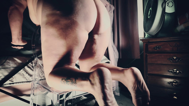 SexyNEBBW: Stol BBW ass shake