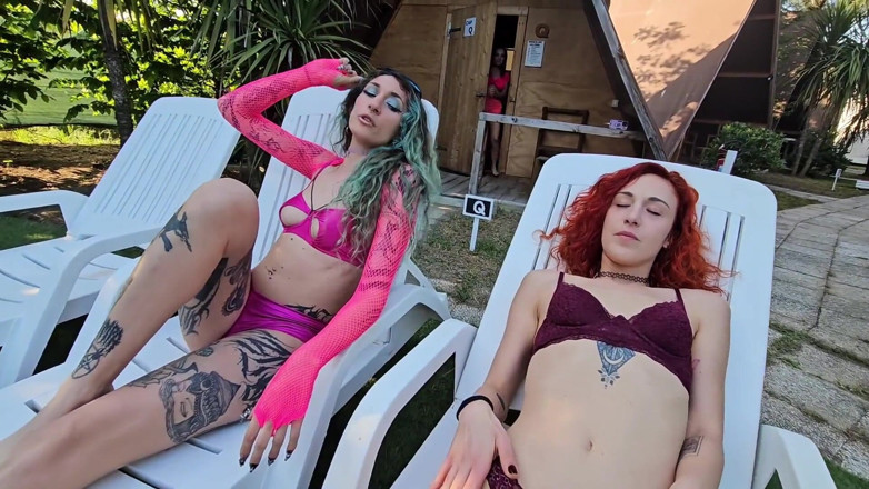 Ferrero anal experience: Lesbian Threesome with Fisting at the Naturist Campsite