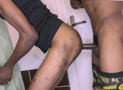 Stilesbhalifa1: African Dorm Bathhouse Część 3