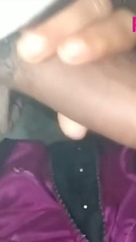 Priya Bhabhi dá boquete encanador