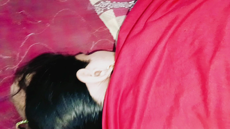 Sexy_girl_nehu: Tôi đụ cái mông khít khao của Bhabhi và vào sâu...