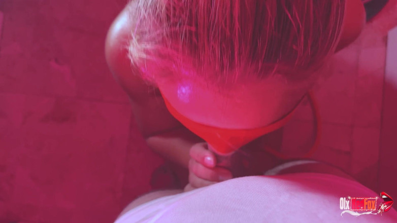 OlxRedFox: POV rokende milf stiefmoeder diep in keel en klaarkomen in...