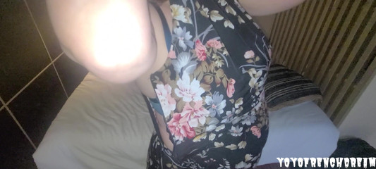 YoyoFrenchDreamPOV: Jag är hans och så vad! (Kollektion Scen Utesluten)