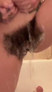 Queefing touffe mouillée