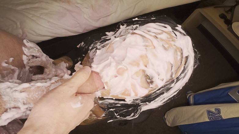 Mr LDN Lad: British Slut Wam Pied Then Fucked!