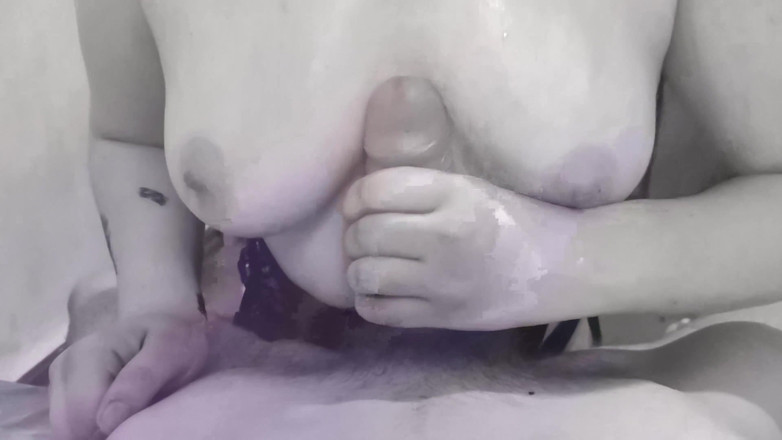Cum Lust: Ragazza calda sega con le tette grande cazzo sborrata sulle...