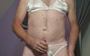 Fantasies in Lingerie: Yarağımın kenarını birkaç saat geçirdim ve bu oldu