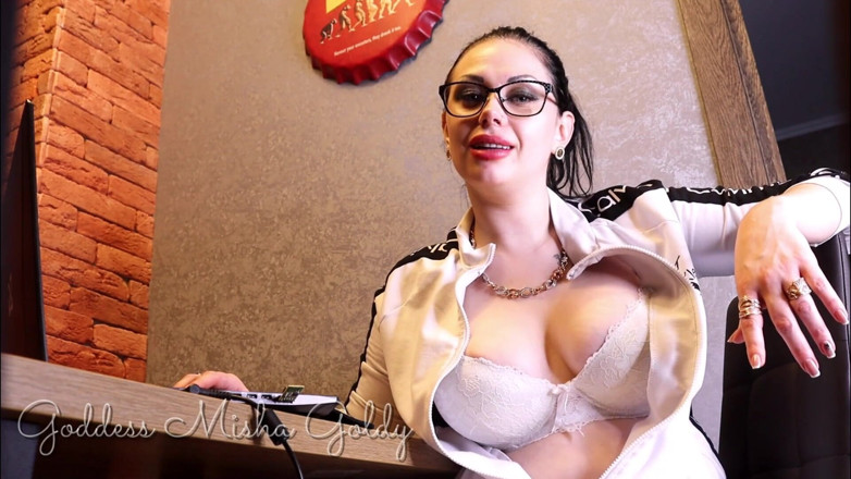Goddess Misha Goldy: Szarpnij się, podczas gdy jestem upokarzający cię i robię zakupy...