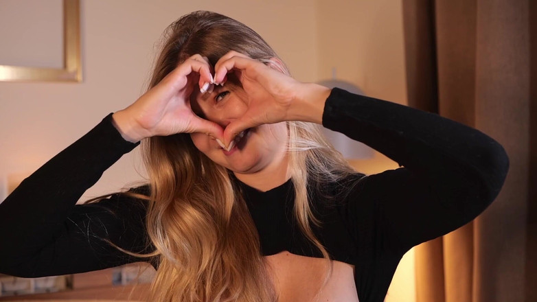 Stella Cardo: Ze stak haar vinger in haar kont