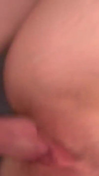 Ginger mengongkek pepek ketat MILF seksi
