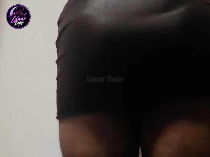 LunarBody: Коротка чорна спідниця - моє перше танцювальне відео