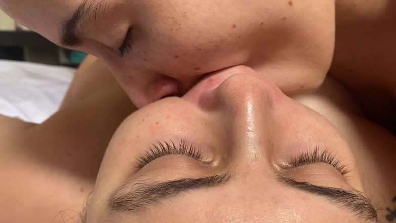 zoemelissa: Mi scopa di nuovo la gola con la sua enorme...