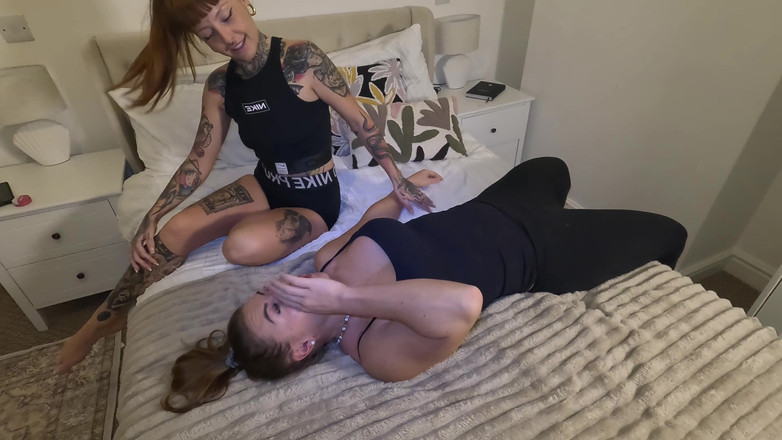 CALLIE ROKS: 포스트짐 홀드