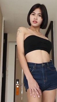 Ladyboystar - สาวสองผมสั้นวัยใสชอบโพสท่ากล้องของฉัน